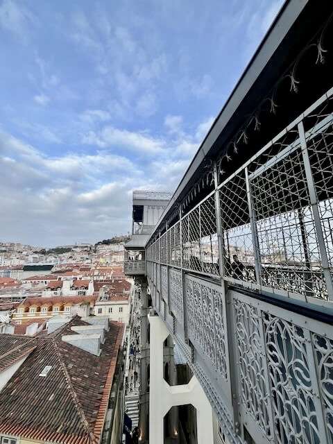 Cosas-que-hacer-en-Lisboa-vistas-elevador-Santa-Justa