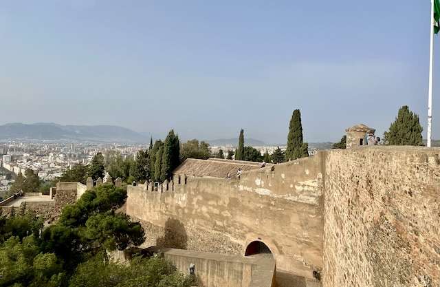 Lugares-más-importantes-que-ver-en-Málaga-en-72-horas-Castillo-Gibralfaro