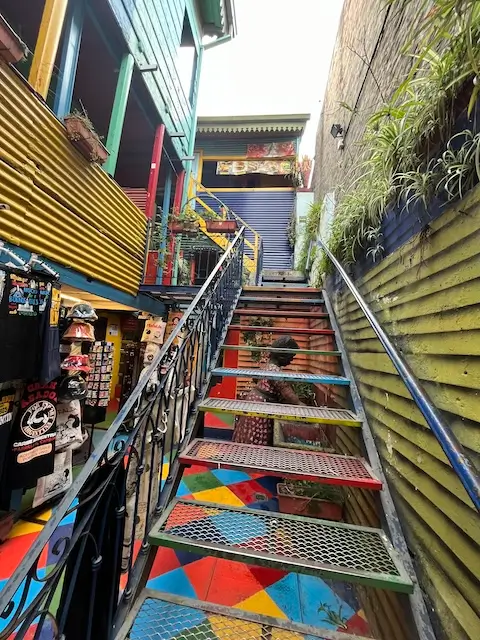 Galeria-de-Arte-en-La-Boca-Buenos-Aires