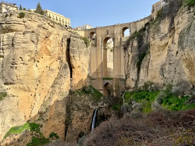 qué-ver-en-un-día-en-Ronda-Puente-Nuevo-vistas